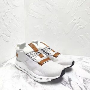 On Running Men's White and Tan Sneakers